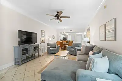 Image de New Listing! ! ! Palacio 404 - 3 Br Beachfront - No Hassle Check Out