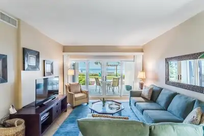 Image de Sandy Key 131 Ground Floor Condo- Beachfront- No Hassle Check Out