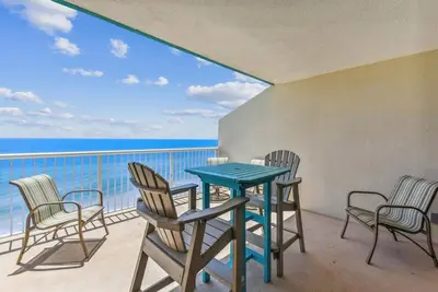 Image de Sandy Key 817- 8th floor -Beachfront view -No Hassle Check Out