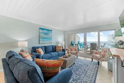 Image de Sandy Key 818- 8th floor -Beachfront view -No Hassle Check Out