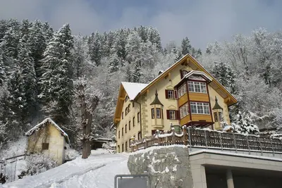 Image de 2 Emanuela, antique villa with veranda and unique mountain views