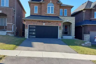 Image de Modern 5-bedroom house close to Ski and Forest Trails