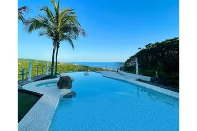 Tranquil Oceanview Guesthouse w/ Luxurious Pool