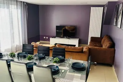 Image de 100m² - terrasse & parking privé - proche Paris, Cdg, Astérix, Disney