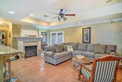 Image de Charming Lafayette Home ~ 5 Mi to Downtown!