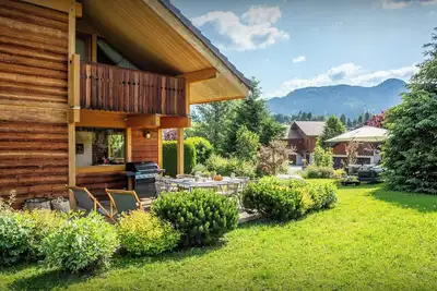 Image de Chalet Antigone - ski en famille pour 8 avec vue panoramique - Ovo Network