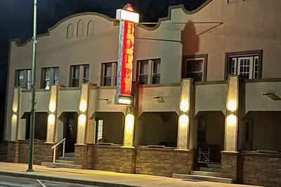 Image de Burge Hotel