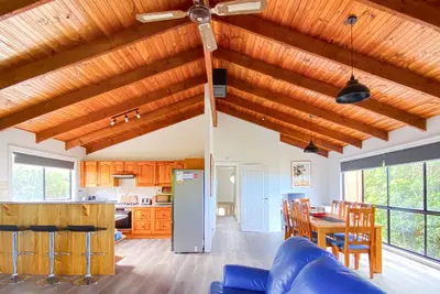 Image de Jan Juc Surfcoast Retreat. Sleeps 14. Pet friendly. Ocean views. Elevated deck