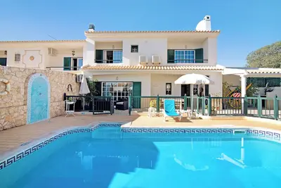 Image de Maison de vacances \"Villa Catarina\" avec piscine et Wi-Fi