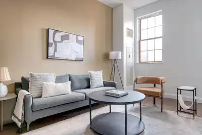 Beautiful Central Square 2br nr T, by Blueground