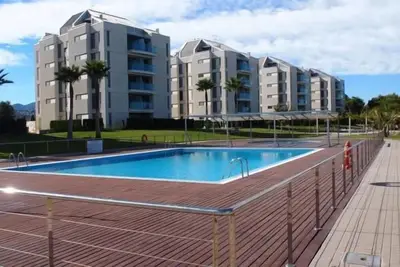 Image de Appartement de deux chambres en urbanisation avec pista padel.