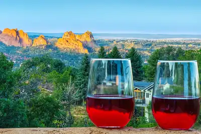 Image de Beautiful Month-to-Month 4br Executive Rental w/ Amazing Views of Garden of Gods