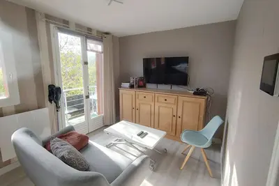 Image de Maison avec sous sol indépendant et parking à 2km de Versailles