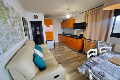 Image de Appartement avec vue sur le Lac des Hermines, gentianes
