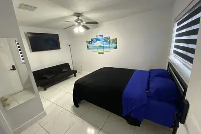 Image de Amazing studio with parking on premises