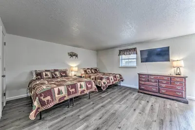 Image de 'The Regulator's Cabin': Near Grindstone Lake