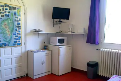 Image de Chambre indépendante et aménagée, linge et parking inclus 30km Ajaccio et Plages