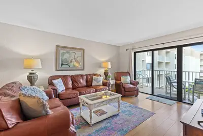 Image de 🌴Ocean View Condo on No-Drive Beach-Castle Reef 312🌴