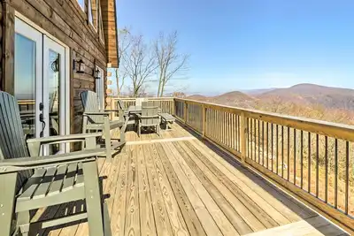 Image de Peaceful Free Union Cabin w\/ Deck & Mtn Views