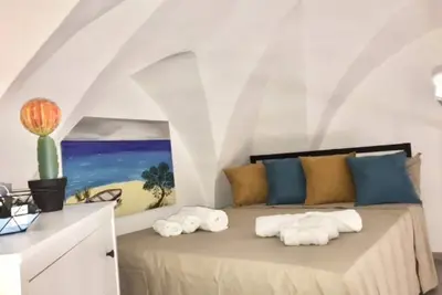 Casa Elena, a typical Salento apartment restored with vaulted ceilings