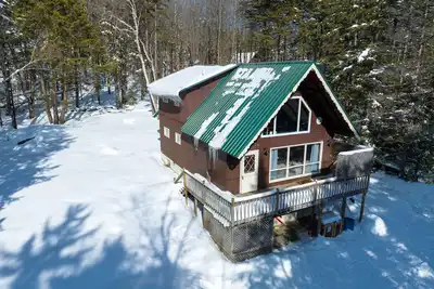 Image de Four-Season Chalet, Hiking, Skiing, 5 Minutes to Jay Peak, Vermont!