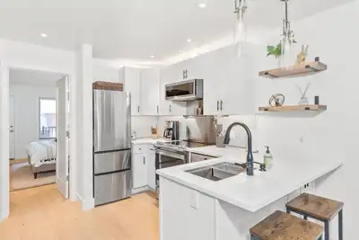 Image de Remodeled luxury condo in downtown Telluride just steps from lift