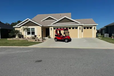Image de Newer home in the Village of Richmond - 3 Bed, 2 1/2 + Bath- Golf Cart included