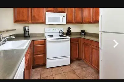 Image de Two bedroom resort full kitchen short walk to Lake Tahoe, 10 miles to ski park