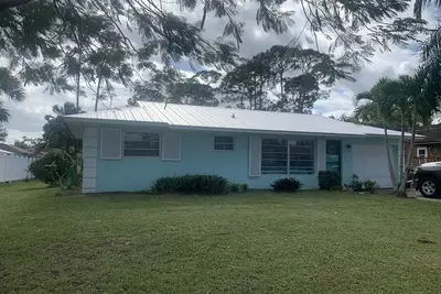 Image de Cozy Southern Florida House 7 minutes from the beach