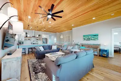 Image de Brand new home near the beach with private pool, lawn, expansive decks, & grill