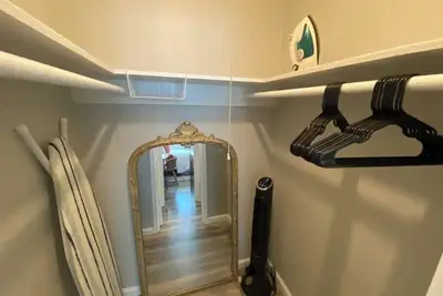 Image de Spacious apt in desired location