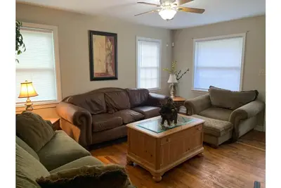 Image de 3 bedroom pet friendly house, King bed, full kitchen, fenced yard for your pets