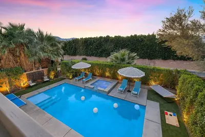 Image de Hidden Hideaway~Xl Pool~Magical Courtyard~Games