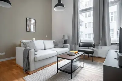 Image de Charming Charlottenburg Studio nr KaDeWe, by Blueground