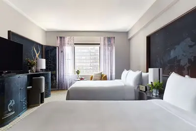 Image de 3 City View Units Located in the Heart of Midtown! Quick Walk to Central Park!