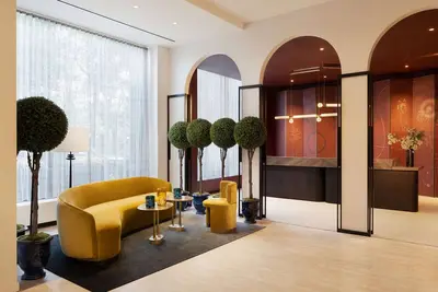 Image de Prime Location! 3 Spacious Units, Steps to Central Park and Top of the Rock!