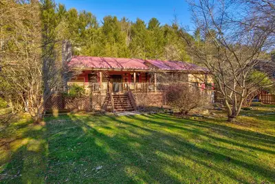 Image de On The River - Pet friendly home with beautiful river frontage!