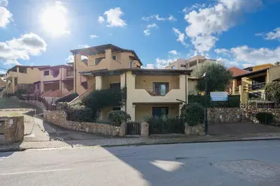 Image de Apartment With Sea View Veranda 5 Minutes From The Beach
