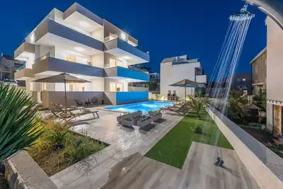 Image de Two-Bedroom apartment with Pool