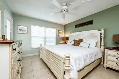 Image de 107 Point East New Rental Oceanfront Complex 2 Bedroom 2 Bath