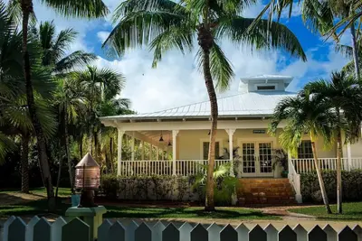 Image de Jamaican Palm House 3 Bedrooms, 2 Bath, Poolside