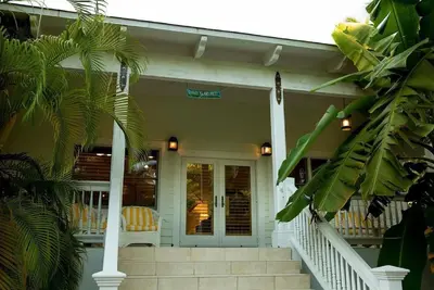 Image de Canary Island Palm North Poolside, 1 King Bed, 2 QueenBeds, 1 Pull Out