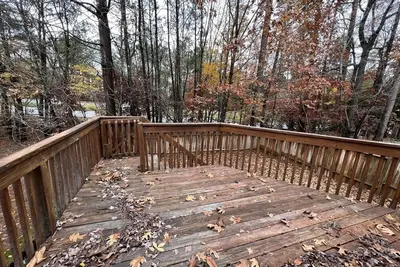 Image de Fenced In|Pet Friendly|King Bed|Heart of Cary