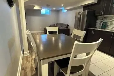 Image de Modern Clean 2bedrm Apartment!