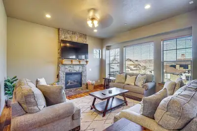 Image de Townhome w\/ Outdoor Pool Access: 6 Mi to Park City