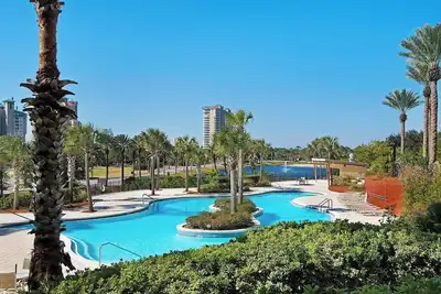 Image de Studio @ Luau! Walk to beach! Sleeps 4~