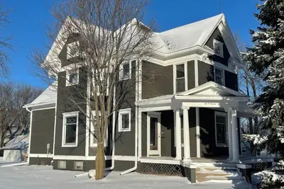 Image de Historic house in Old Town Sioux Center!