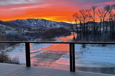 Image de Steamboat Resort, Fish the Yampa River, Snowmobile Rabbit Ears, Hike the Zirkels