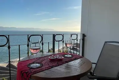 Image de Ocean Front 15th Floor Sunsets Pool Wifi All-Inclusive Only