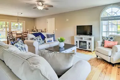 Image de Secluded Retreat on 2 Acres Near Dale Hollow Lake!